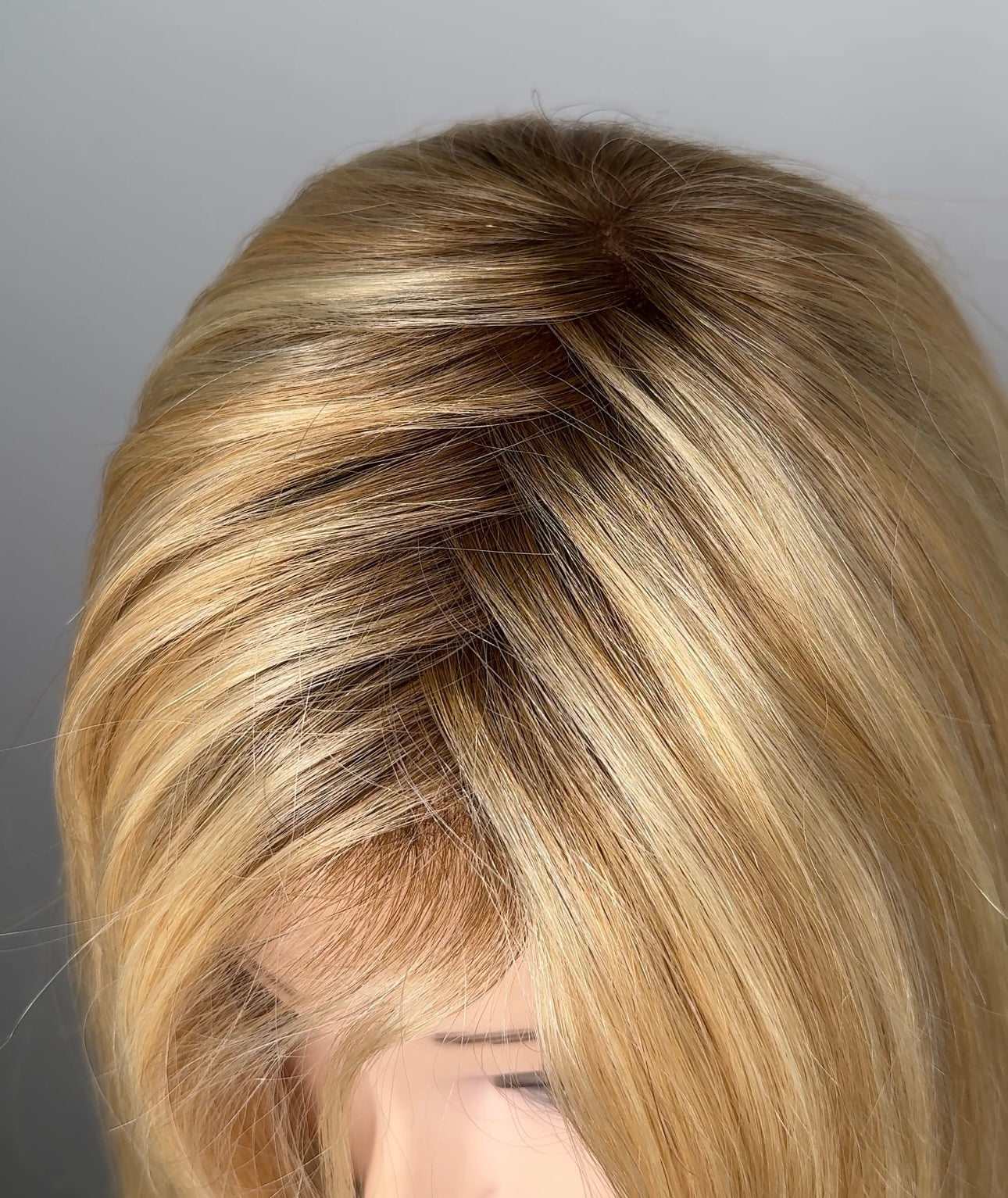 Gwyneth wig - Jon Renau SmartLace Human Hair Collection - FS24/102S12 (Laguna Blonde) *CLEARANCE*