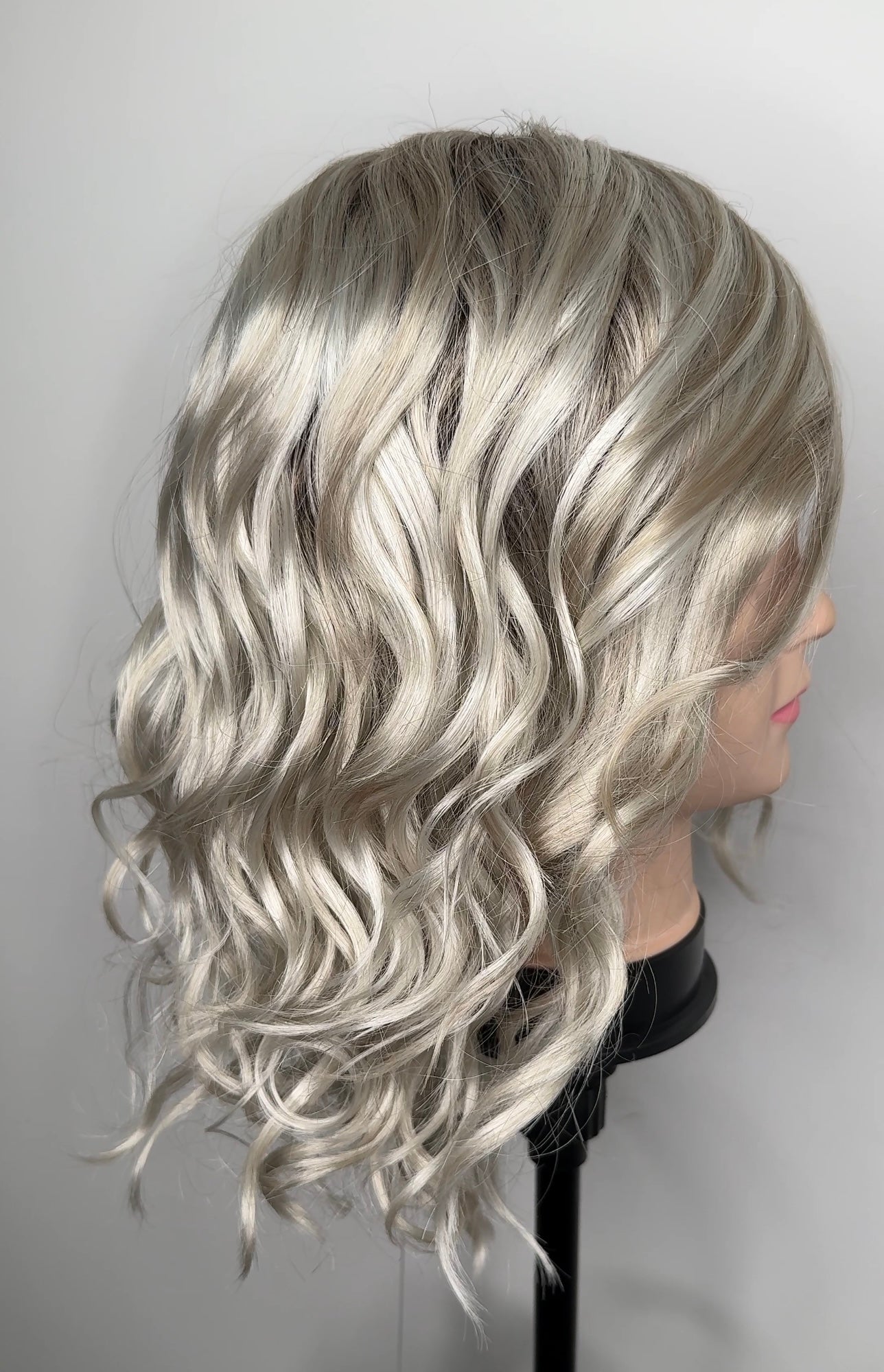 Avalon wig - Estetica Desgns Front Lace Line Collection - SILVERSUNRT8 *CLEARANCE*