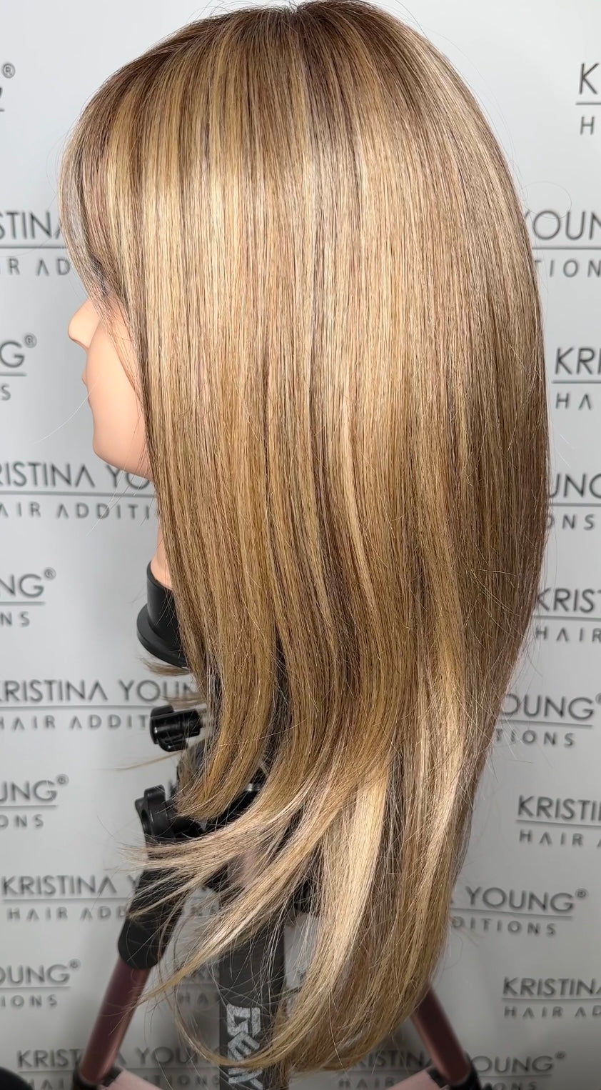 Lauren wig - Belle Tress Lux Collection - Shaken Oatmilk Blonde R *CLEARANCE*