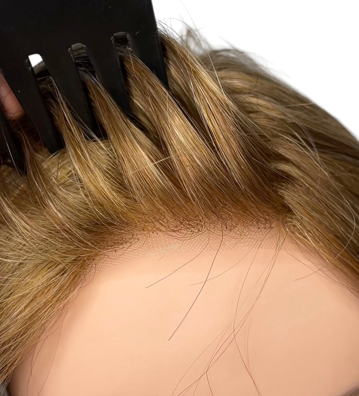 Gisela Mayer - Top Bob topper - 14/20/25R *CLEARANCE*