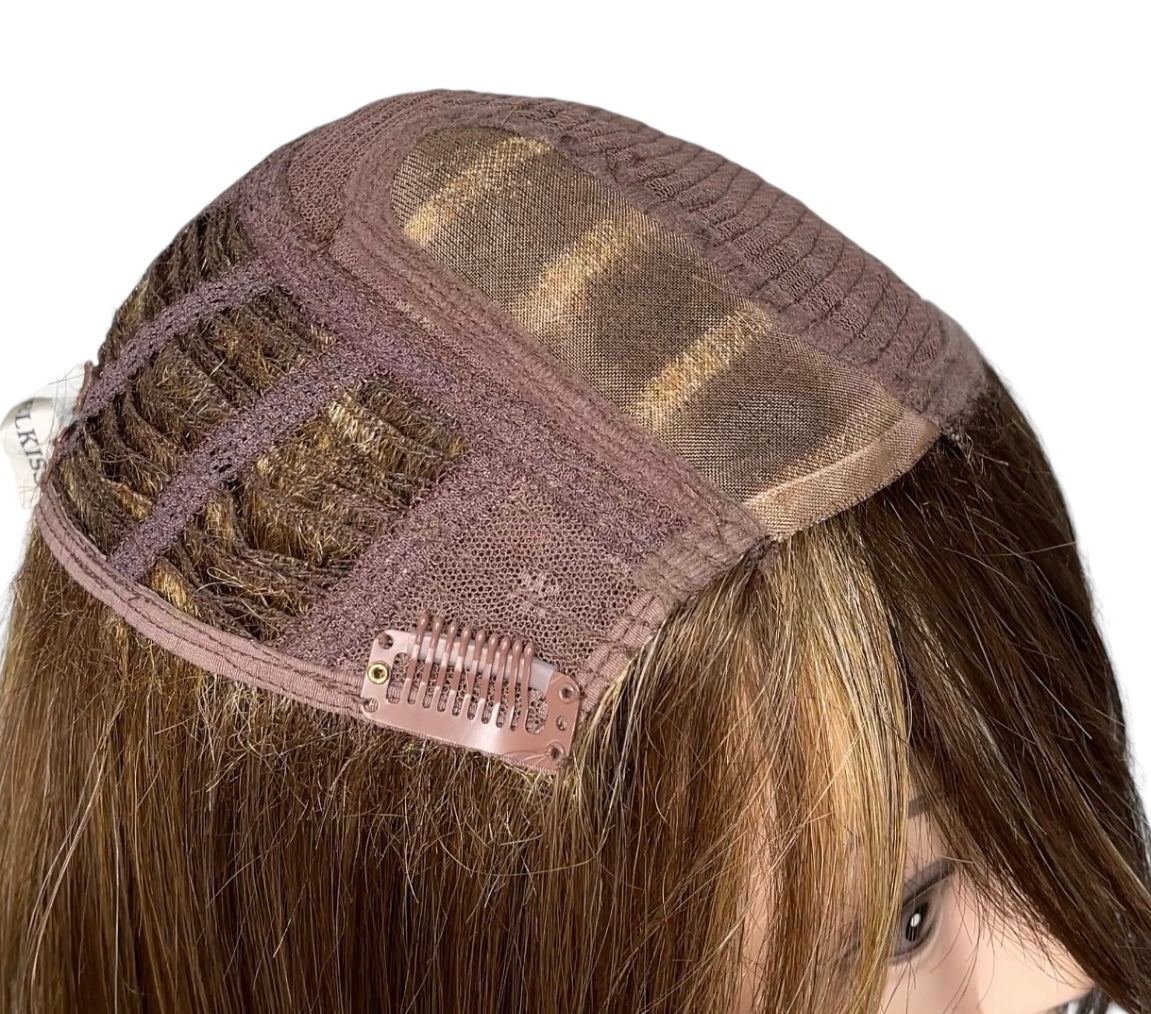 Estetica Designs - Mono Wiglet 413-MP topper - CARAMELKISS *CLEARANCE*