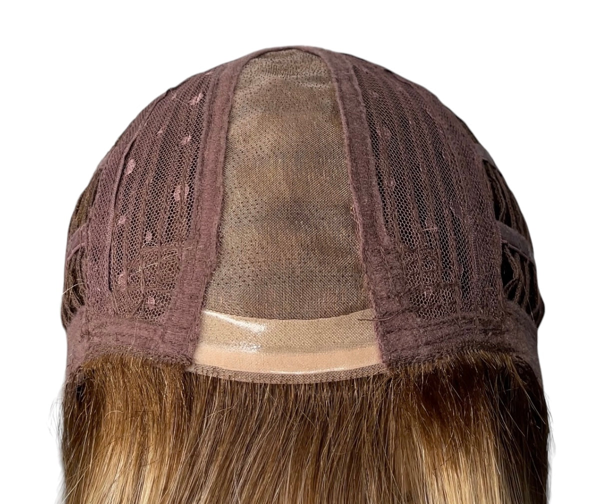 Raquel Welch - Influencer Inspo wig - RL16/21 SS (Shaded Sand) *CLEARANCE*