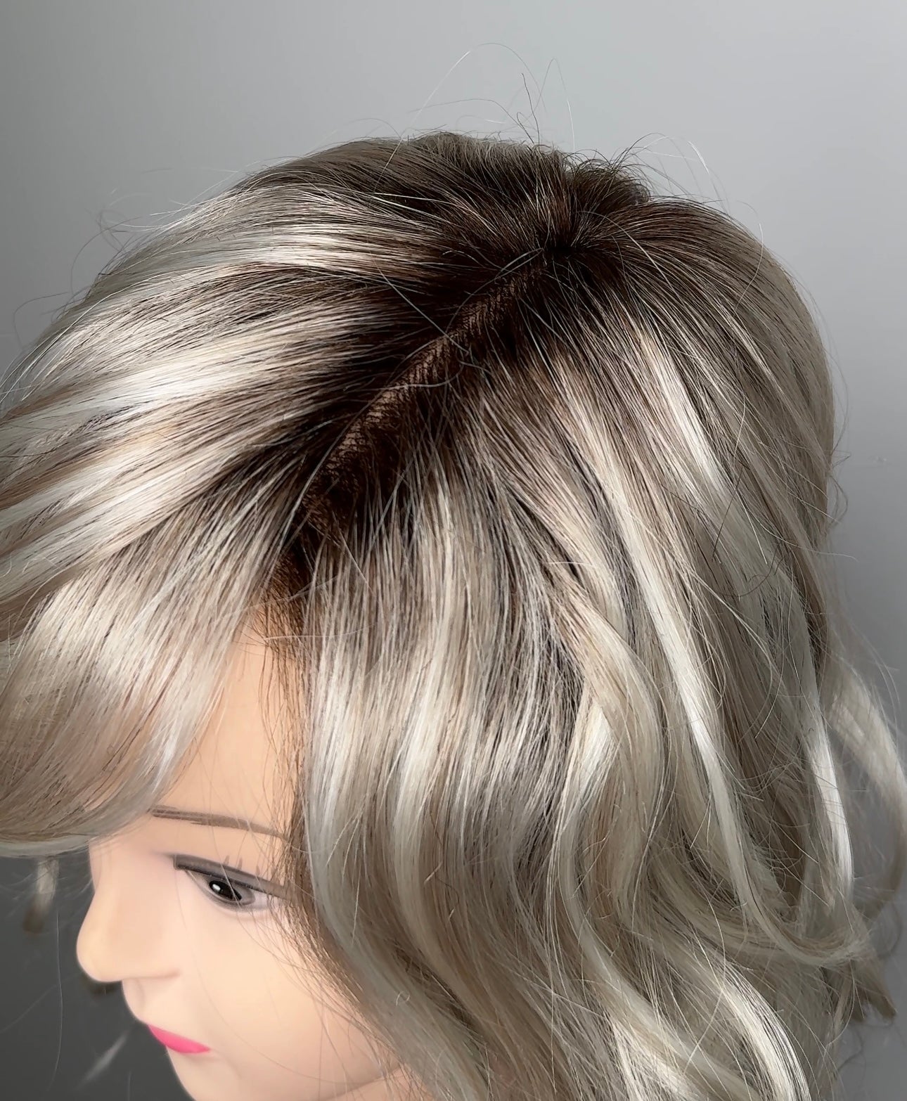 Avalon wig - Estetica Desgns Front Lace Line Collection - SILVERSUNRT8 *CLEARANCE*