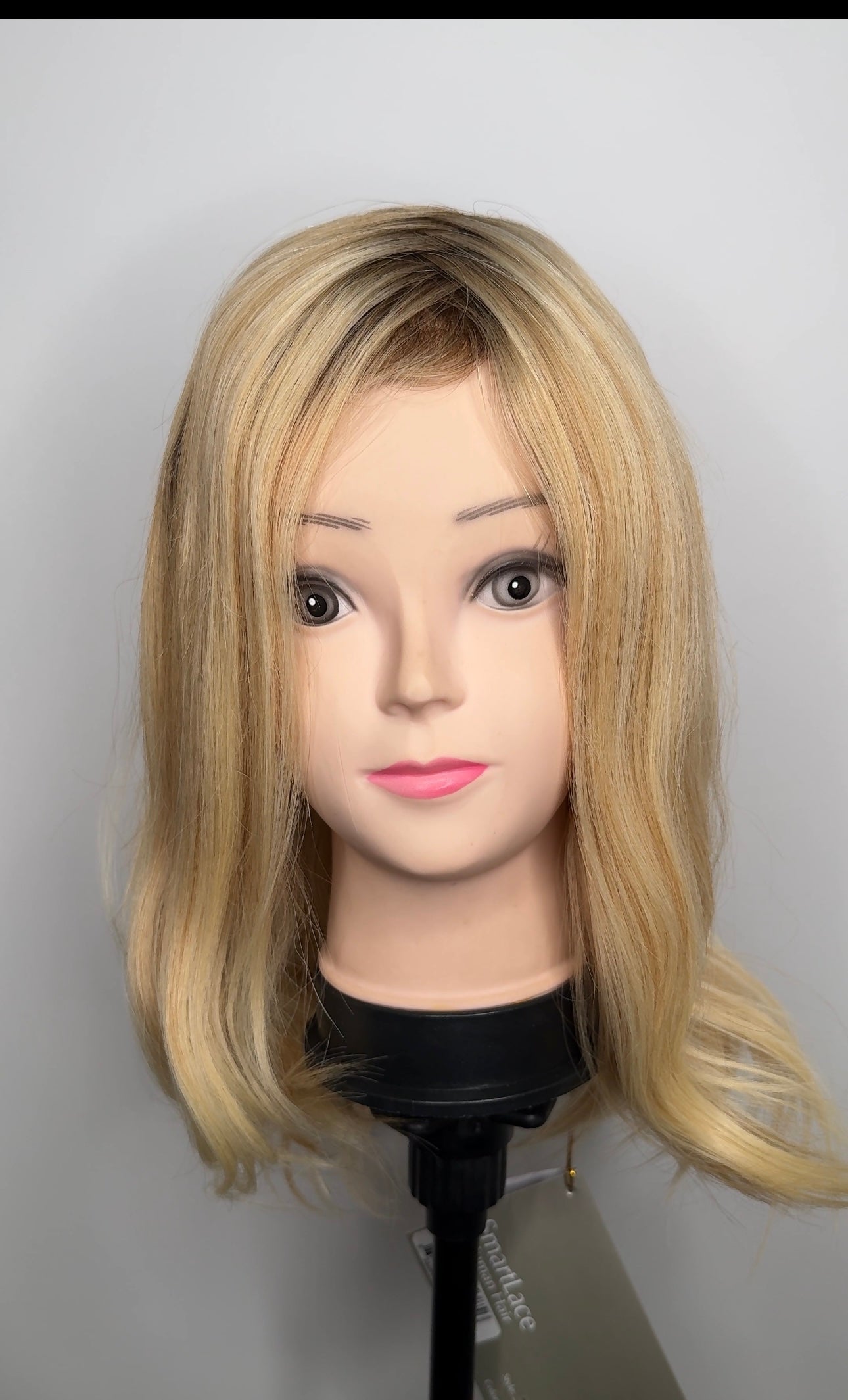 Gwyneth wig - Jon Renau SmartLace Human Hair Collection - FS24/102S12 (Laguna Blonde) *CLEARANCE*