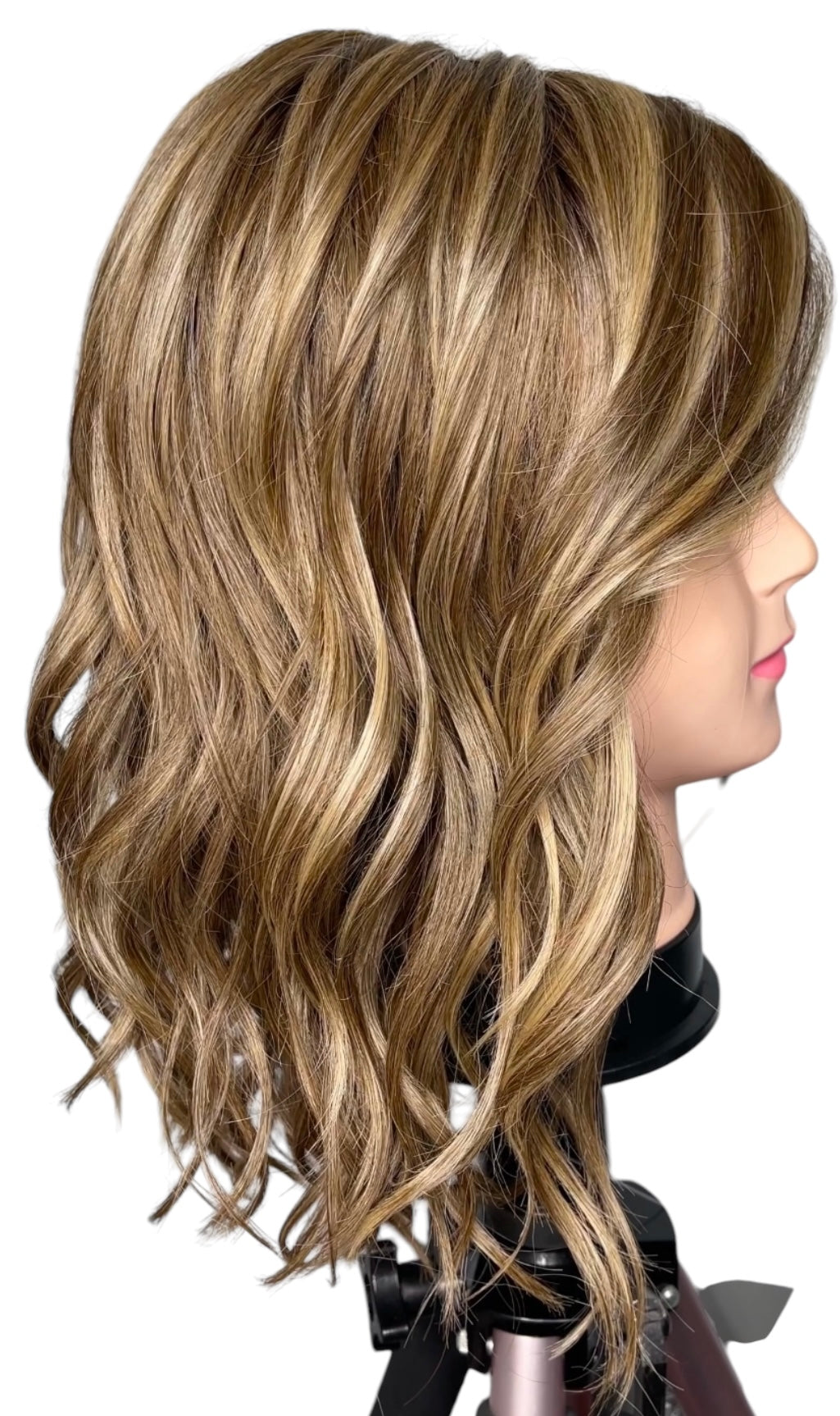 Raquel Welch - Wavy Day wig - RL10/22 SS (Shaded Iced Cappuccino) *CLEARANCE*