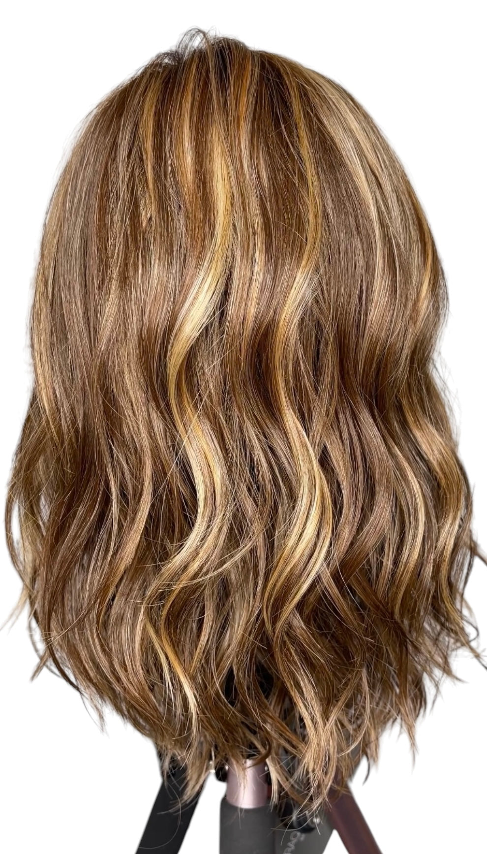 Raquel Welch - Wavy Day wig - RL9/24 SS (Shaded Iced Cafe Latte) *CLEARANCE*