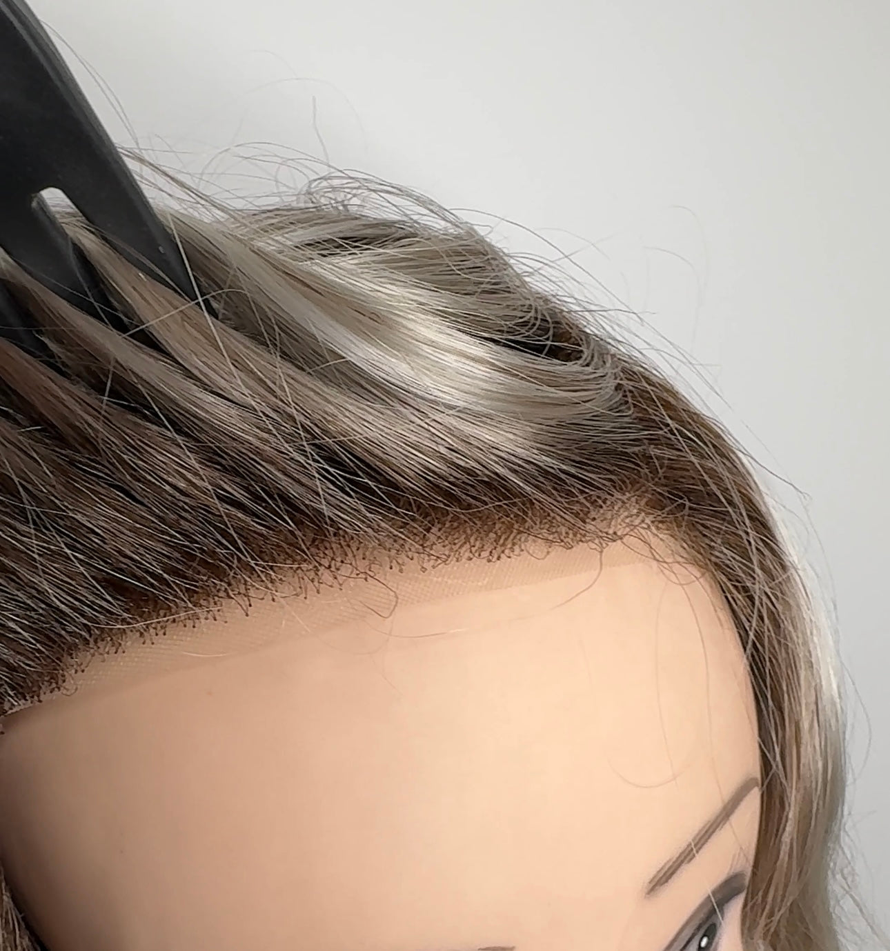 Avalon wig - Estetica Desgns Front Lace Line Collection - SILVERSUNRT8 *CLEARANCE*