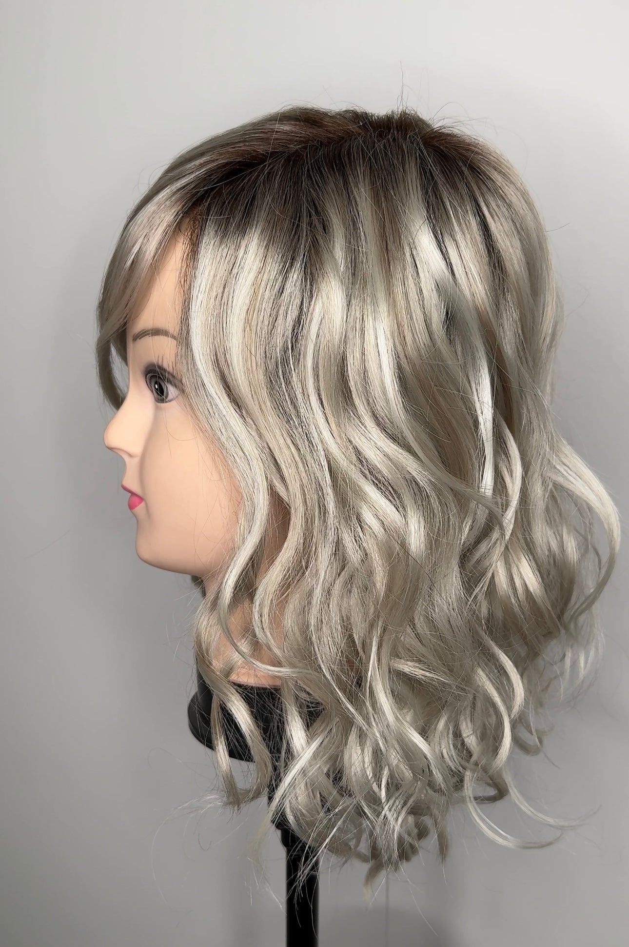 Avalon wig - Estetica Desgns Front Lace Line Collection - SILVERSUNRT8 *CLEARANCE*