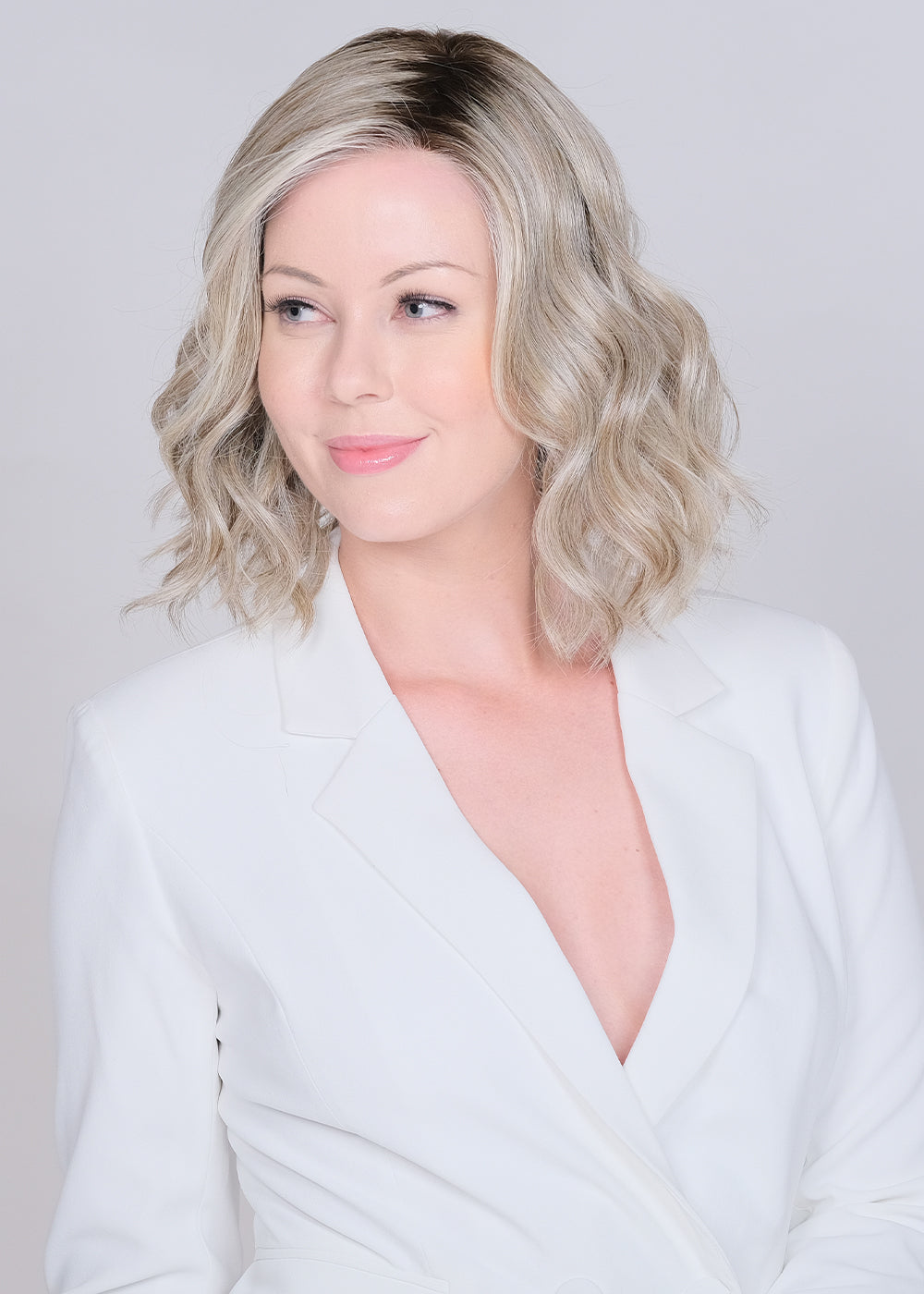 Caliente Hand Tied V wig - Belle Tress Cafe Collection