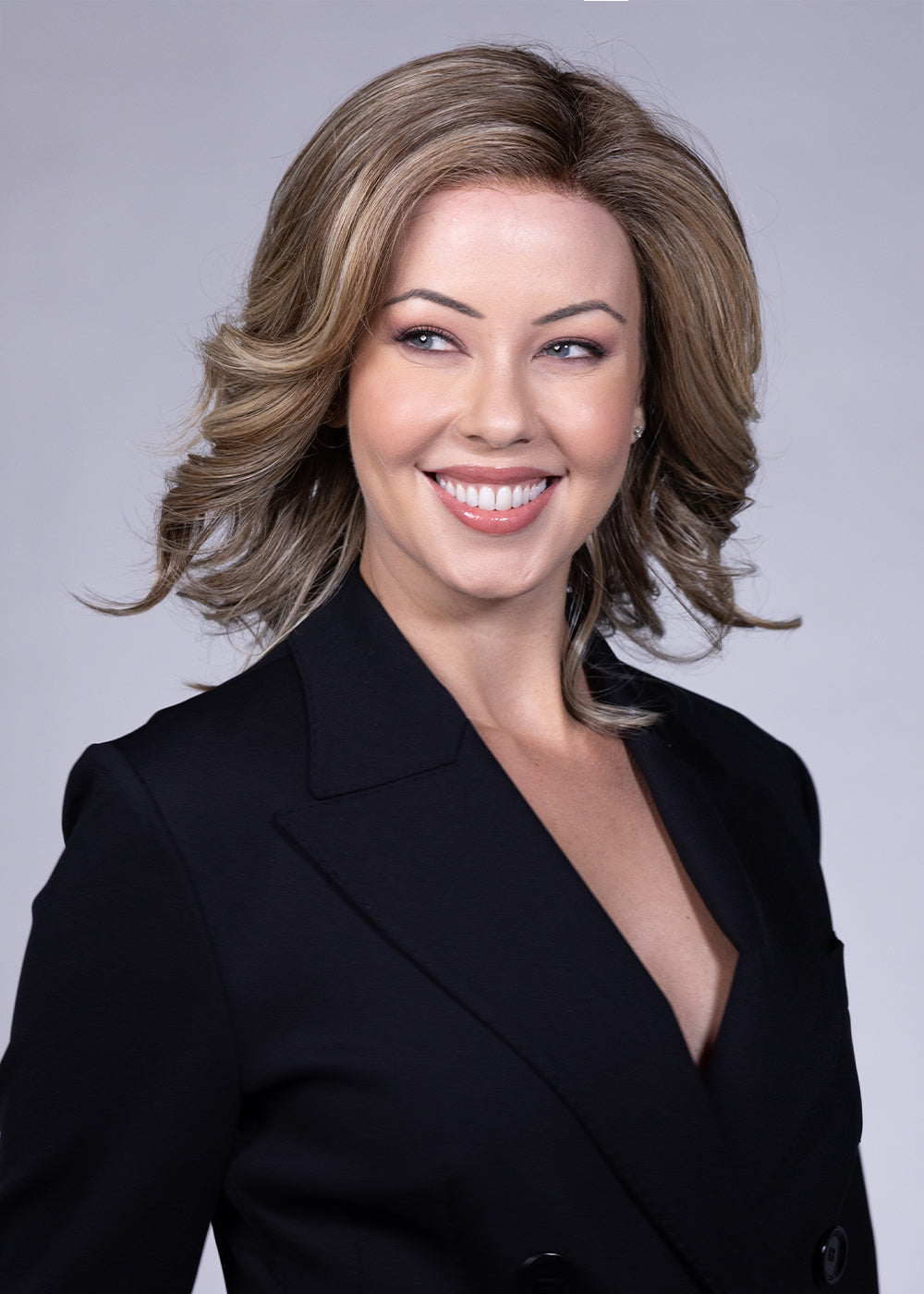 Kennedy wig - Belle Tress Icons Collection