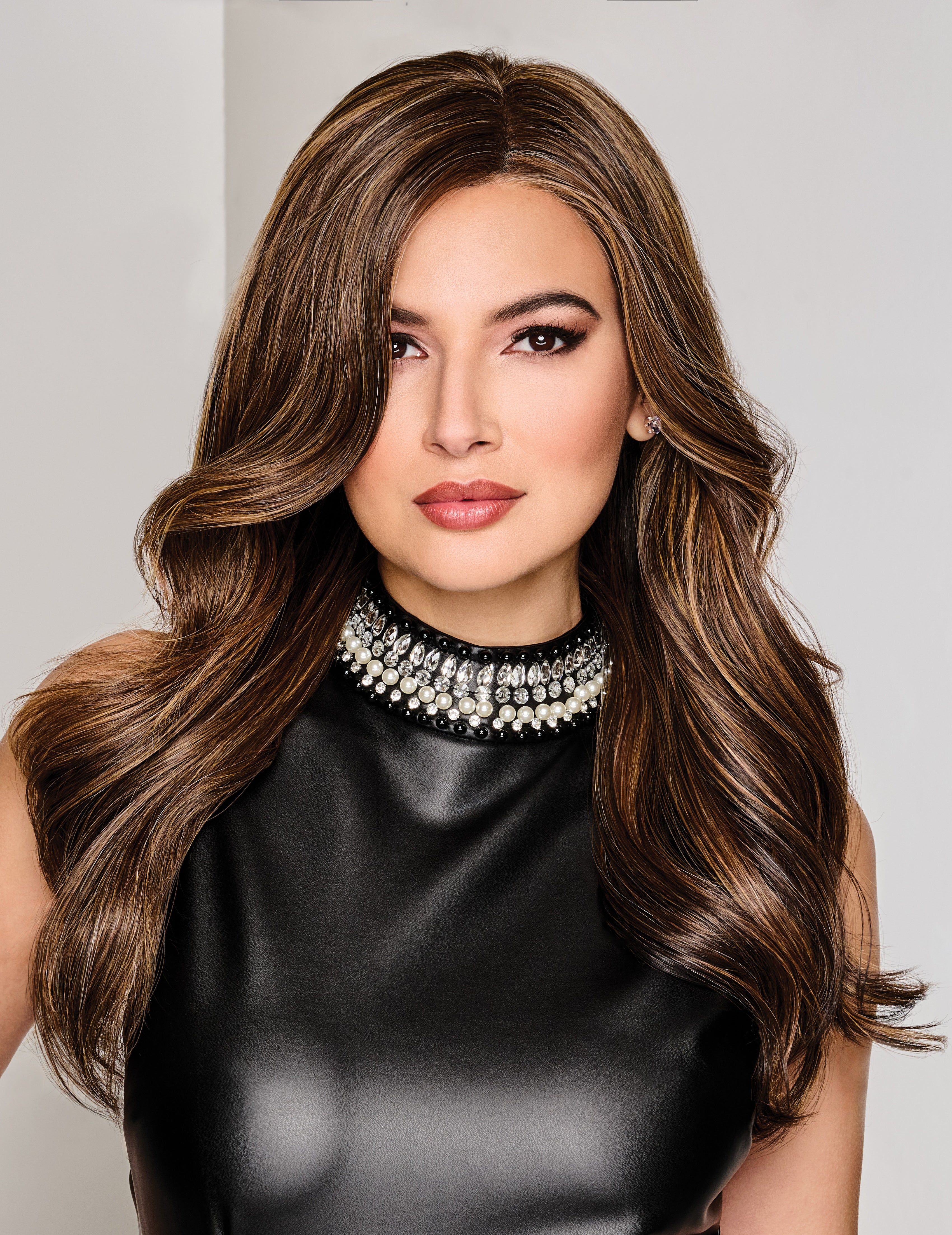 Model Mode wig - Raquel Welch Signature Collection