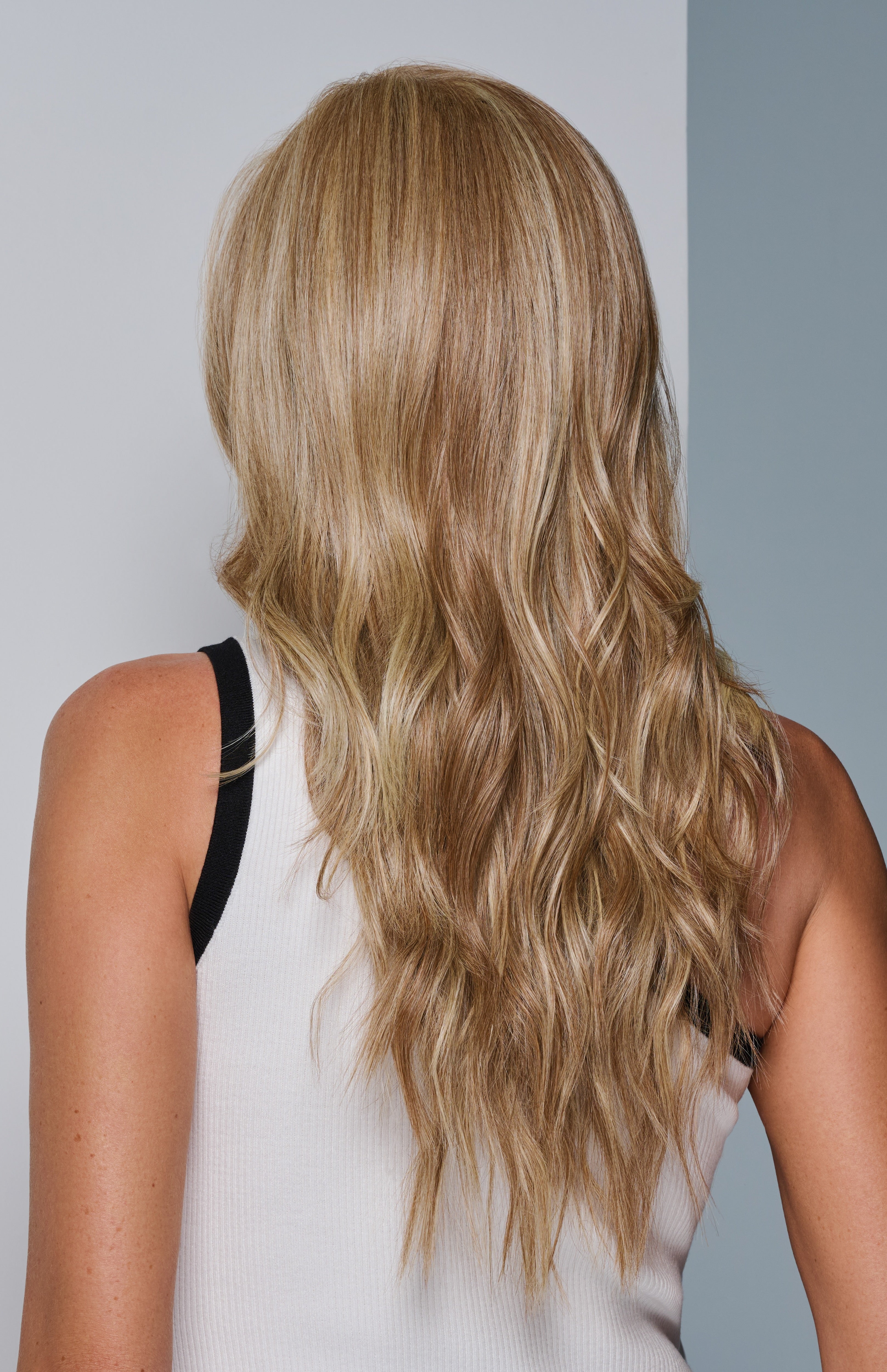 Runway Rehearsal wig - Raquel Welch Signature Collection