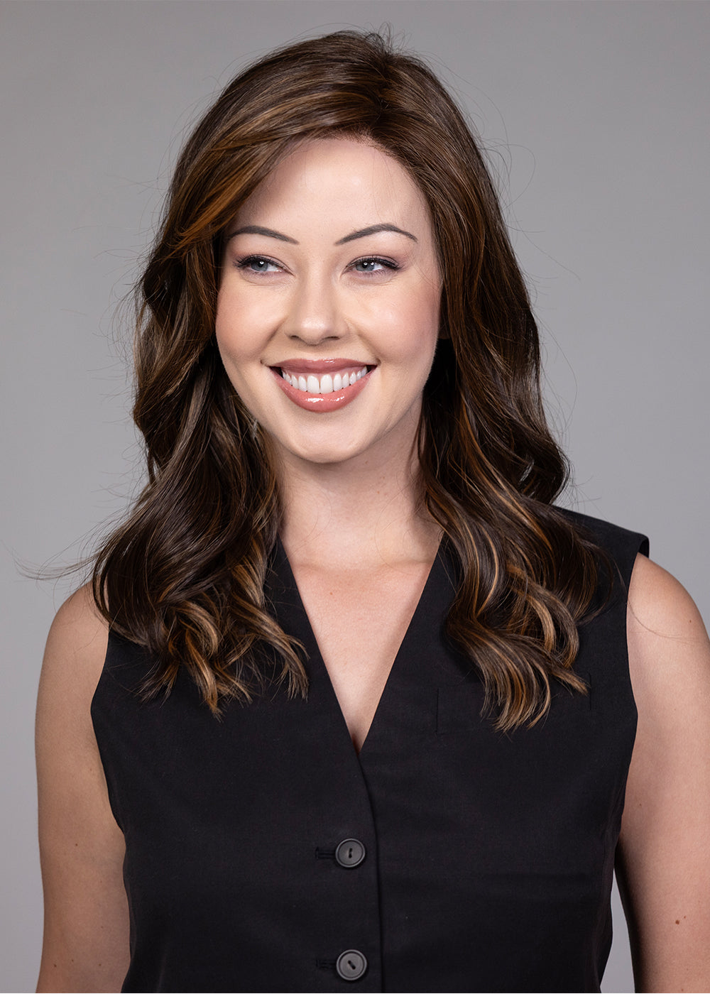 Santiago wig - Belle Tress International City Collection