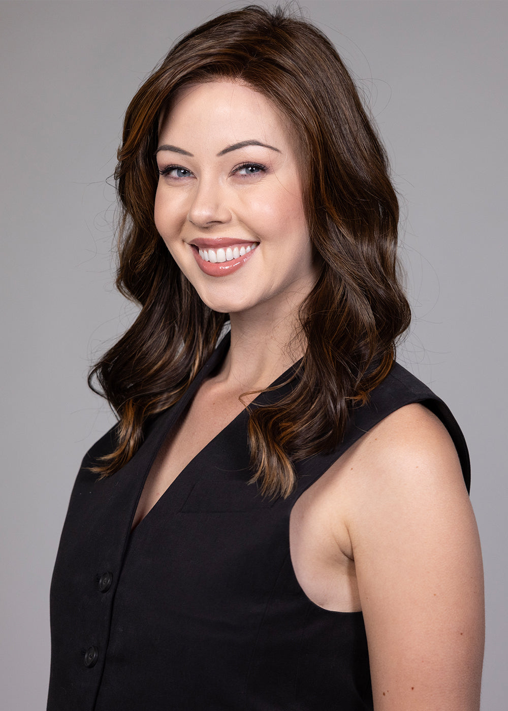 Santiago wig - Belle Tress International City Collection