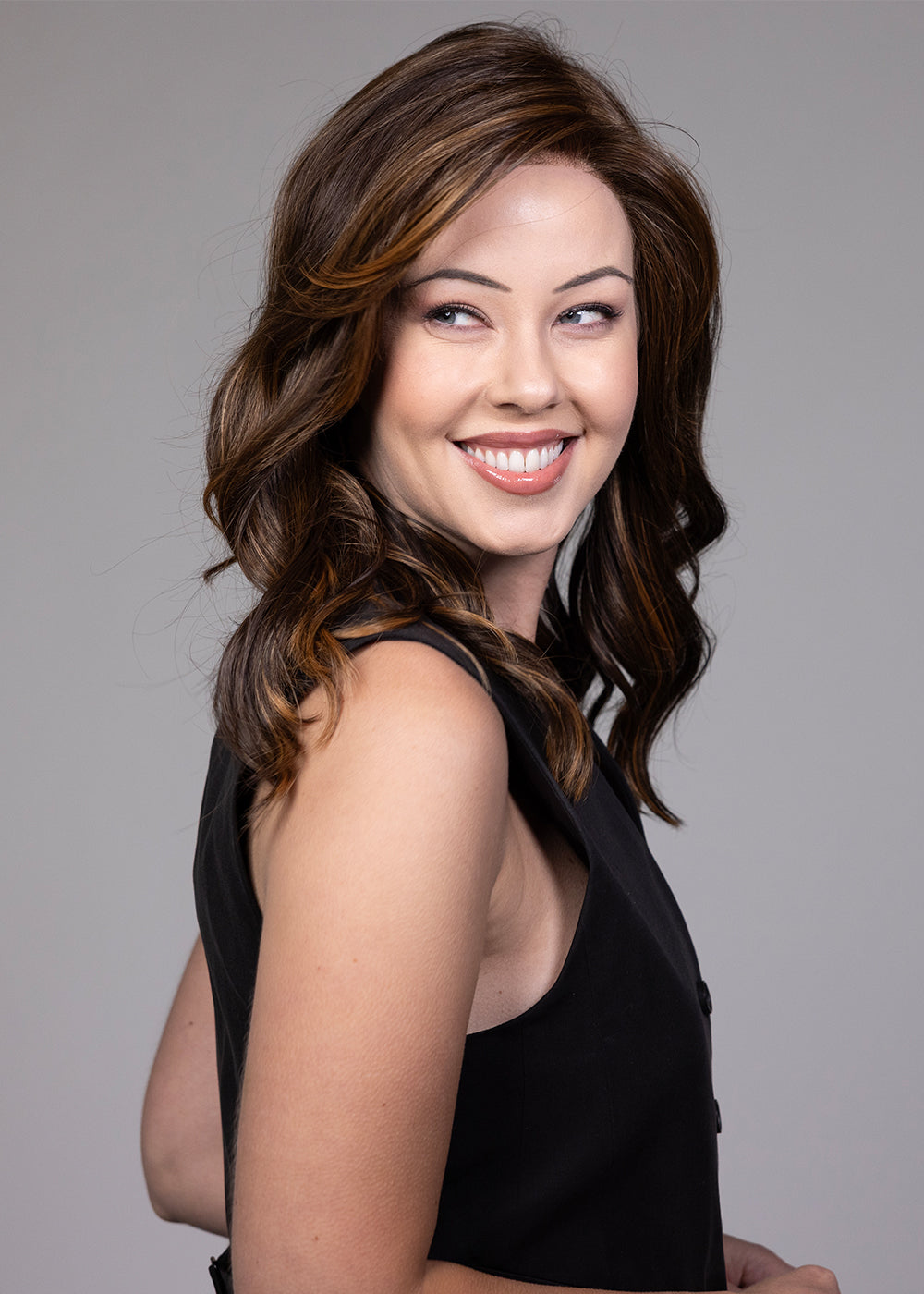 Santiago wig - Belle Tress International City Collection