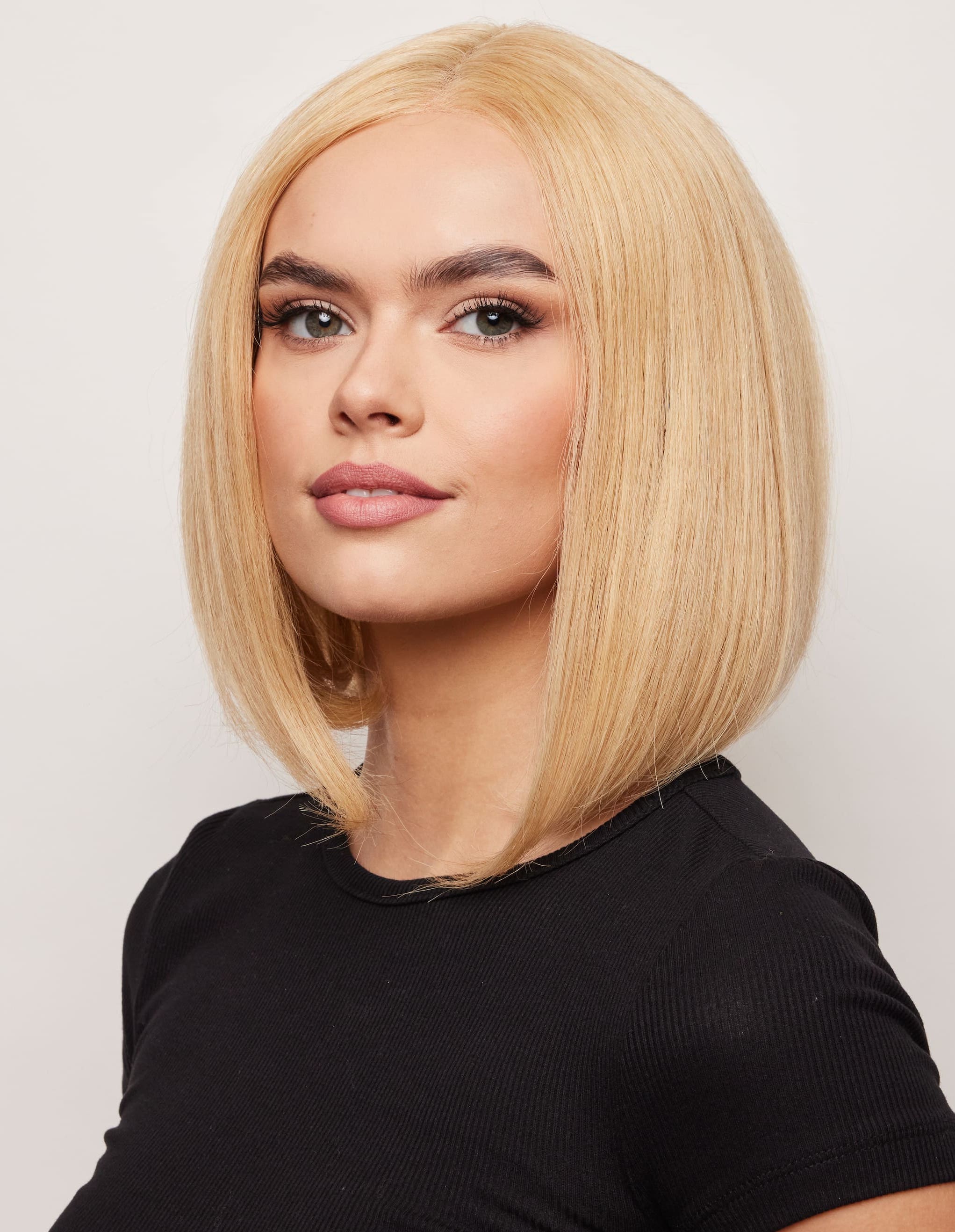 Harriett wig - Rene of Paris Alexander Couture Collection *NEW*