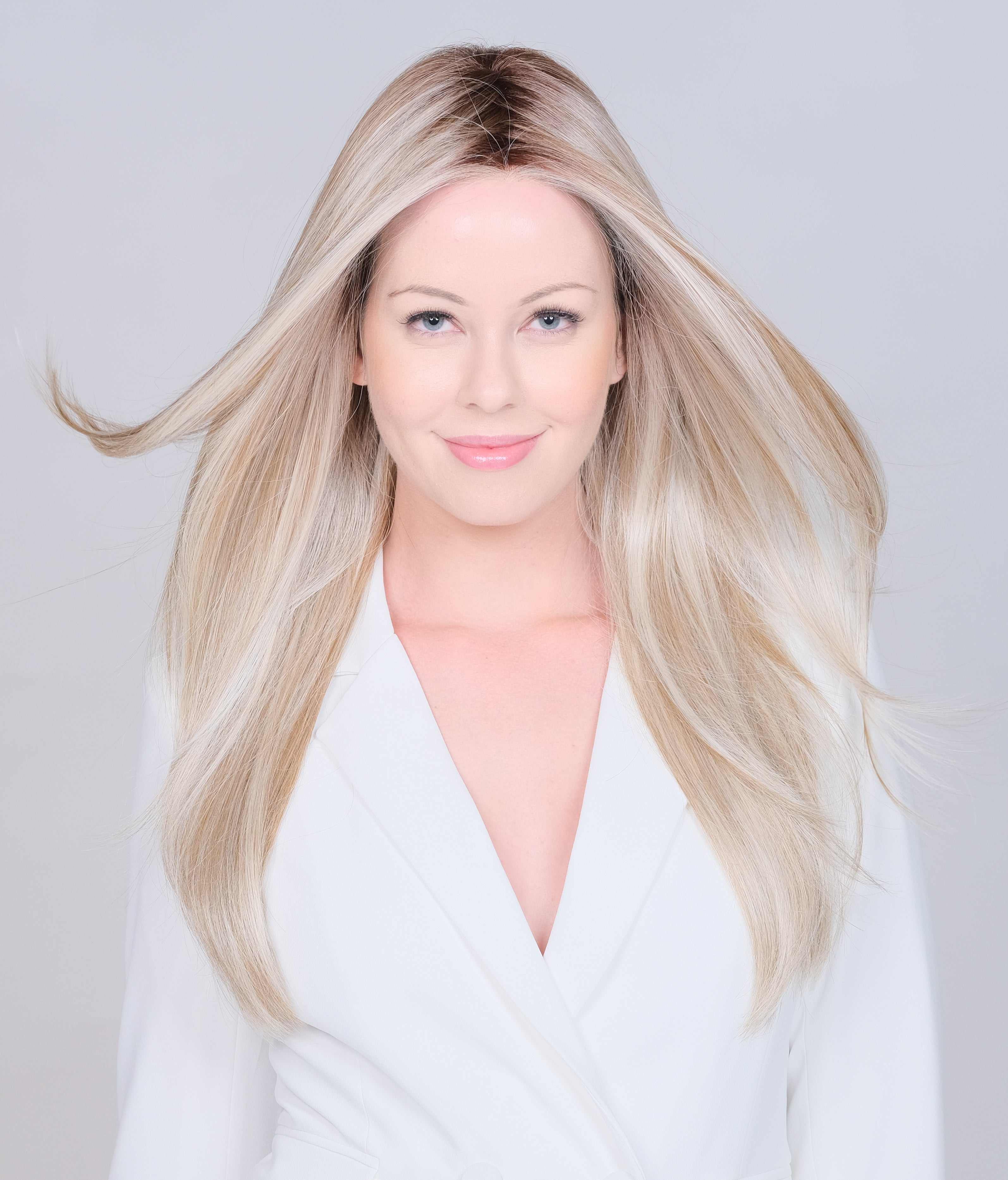 Dolce & Dolce 23" Hand Tied wig - Belle Tress Cafe Collection