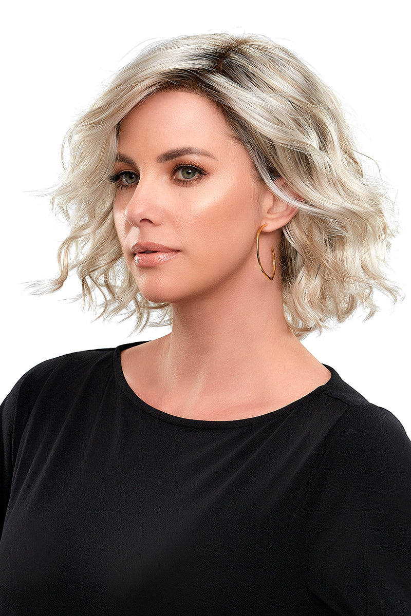 Jon Renau January wavy bob synthetic wig Palm Springs Blonde FS17101S18