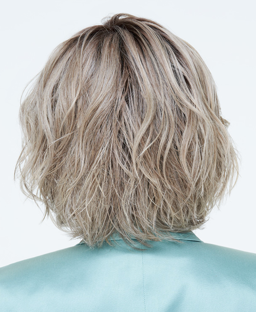 Raquel Welch Unfiltered synthetic wig RL17/23SS Shaded Iced Latte Macchiato