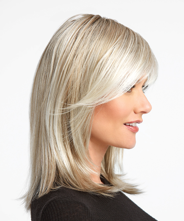 Raquel Welch Watch Me Wow lace front synthetic wig SS23 Vanilla